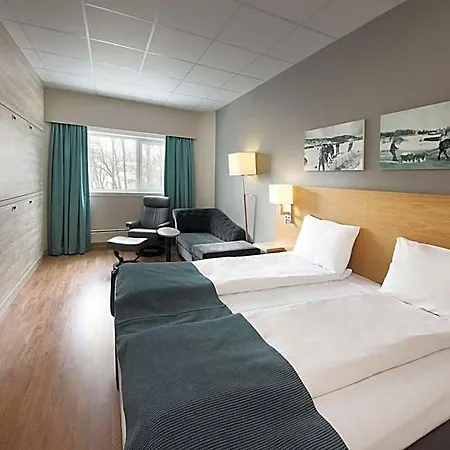 Scandic 4*