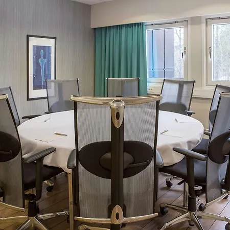 Scandic Hotell 4*